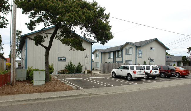 The Driftwood Apartments in Florence, OR - Building Photo - Building Photo