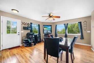 448 Old Mountain Rd in Port Jervis, NY - Building Photo - Building Photo