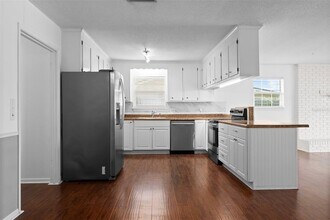 2807 Gordon St in Panama City, FL - Building Photo - Building Photo