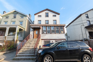 4 Unit Building has 15 Parking Spaces Apartments