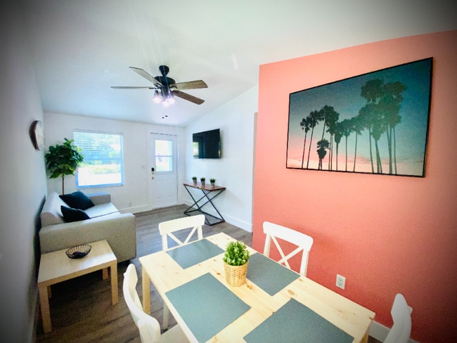 property at 3820 N Old Dixie Hwy