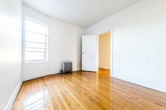 8200-04 S Ingleside Ave 915-19 E 82nd St Chicago, IL 60619 in Chicago, IL - Foto de edificio - Building Photo