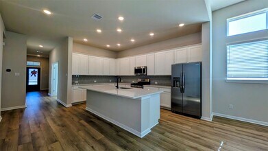 31814 Blossom Ln in Fulshear, TX - Building Photo - Building Photo