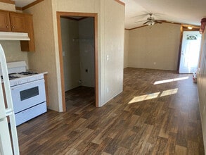 5050 US-209 in Accord, NY - Foto de edificio - Building Photo