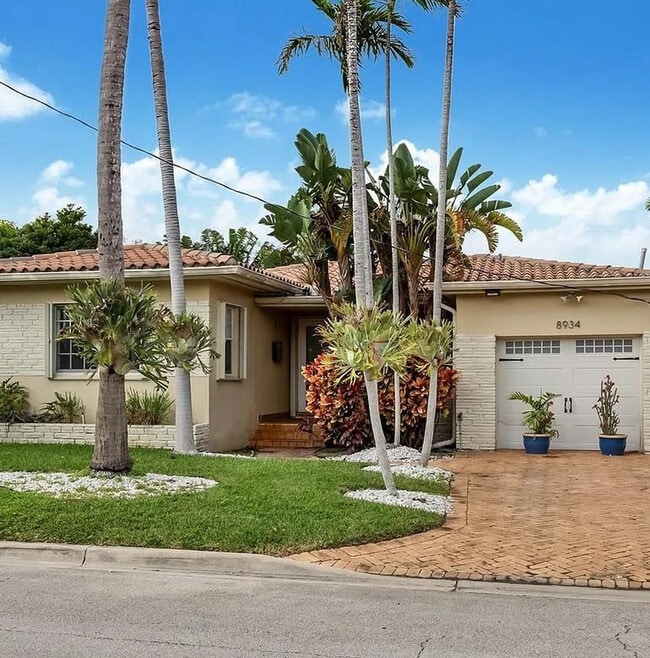 property at 8934 Emerson Ave