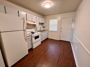 920 N Leverett Ave in Fayetteville, AR - Building Photo - Building Photo