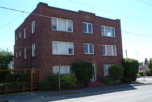 Oregonian Apartments in Seattle, WA - Building Photo - Building Photo