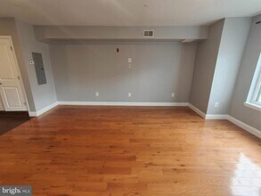 615 N 11th St in Philadelphia, PA - Building Photo - Building Photo