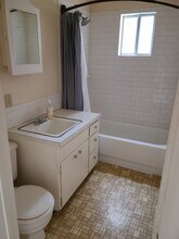 433 S 9th Ave in Pocatello, ID - Building Photo - Building Photo