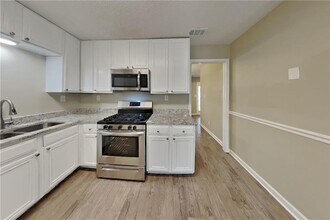 4200 Irish Highland Dr in Powder Springs, GA - Building Photo - Building Photo