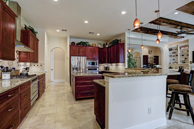 1611 Lynnview Dr