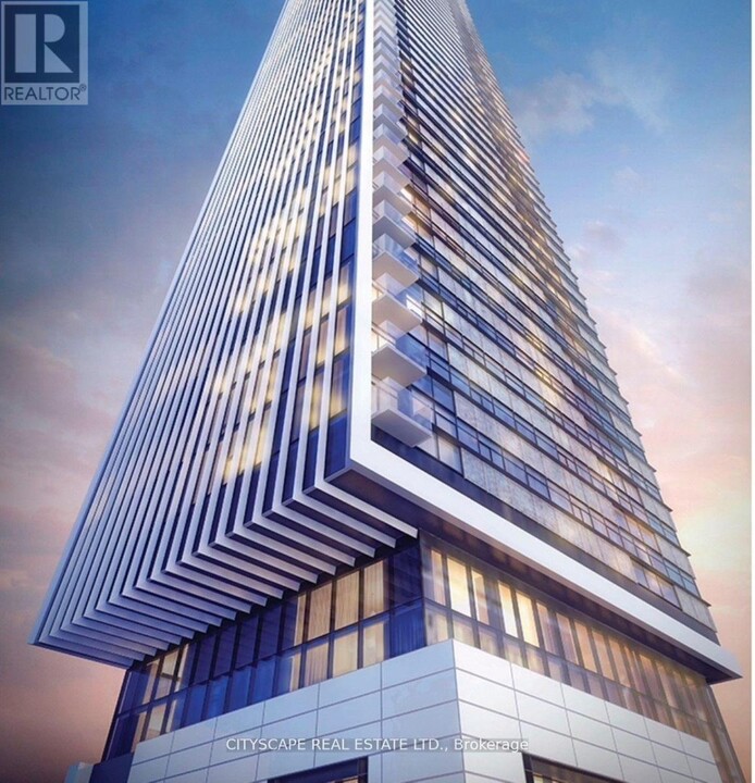 8-1808 Cumberland St in Toronto, ON - Building Photo