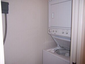 880 N Whitewater Park Blvd in Boise, ID - Building Photo - Building Photo