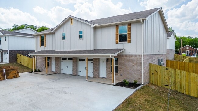 property at 503 Stringer St
