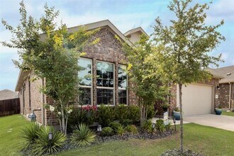 15809 Culford Ln in Fort Worth, TX - Foto de edificio - Building Photo