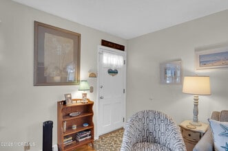 310 Maryland Ave in Point Pleasant Beach, NJ - Foto de edificio - Building Photo