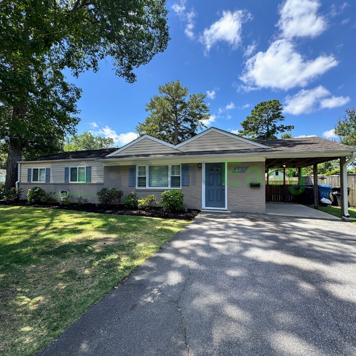 263 Dillon Dr in Virginia Beach, VA - Foto de edificio