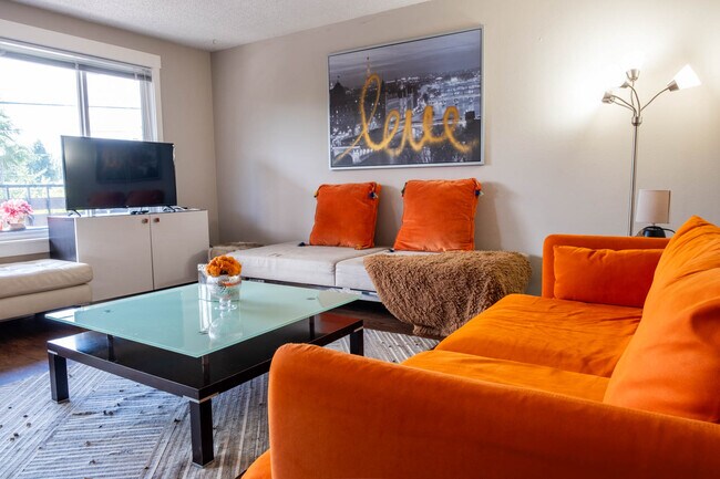 Cochise Apartments in Burien, WA - Building Photo - Building Photo