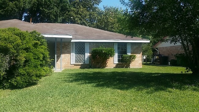 property at 6723 Glen Rock Dr