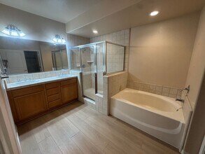 2329 Eastbury Way in Santa Maria, CA - Building Photo - Building Photo