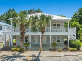 108 Don Bishop Rd, Unit 6-1 in Santa Rosa Beach, FL - Building Photo