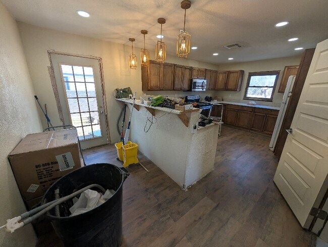 1602 Sycamore St in Big Spring, TX - Building Photo - Building Photo