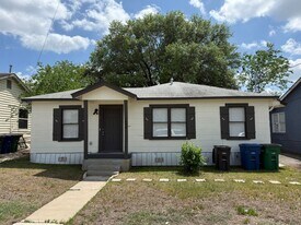 1650 Gorman in San Antonio, TX - Building Photo