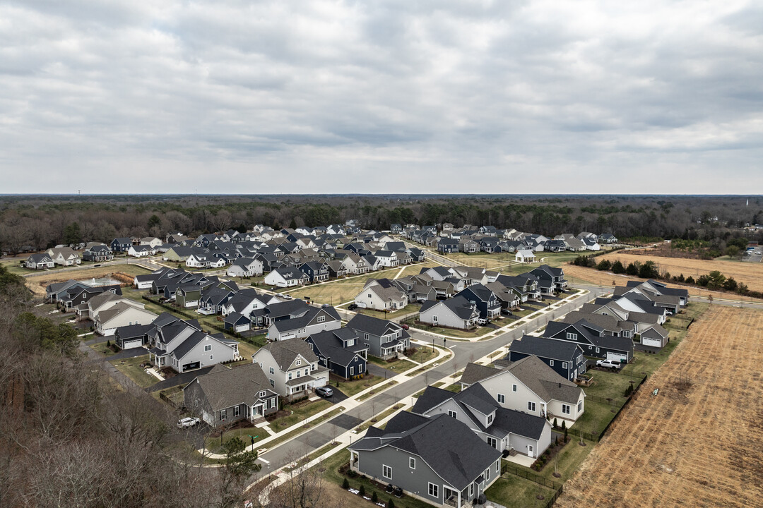 Lauradell in Ashland, VA - Building Photo