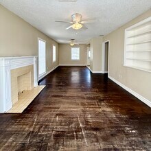 2422 30th St in Lubbock, TX - Building Photo - Building Photo