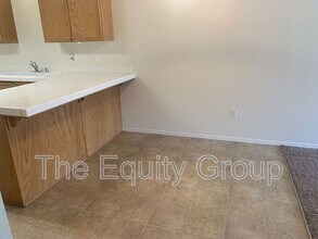 4349 W Walnut Ave in Visalia, CA - Building Photo - Building Photo