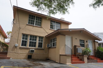 1315 SW 3rd St in Miami, FL - Building Photo - Building Photo