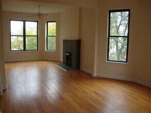 2118 N Whipple St in Chicago, IL - Building Photo - Building Photo