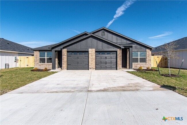 5815 Betty Lou Dr in Killeen, TX - Building Photo - Building Photo