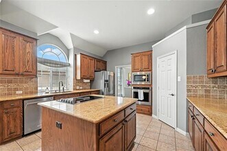 643 Aspen Ct in Murphy, TX - Building Photo - Building Photo