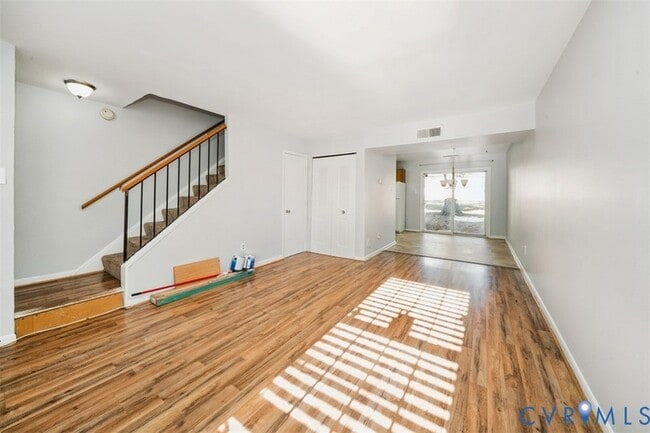 1508 Stowmarket Ct, Unit 230 in Richmond, VA - Foto de edificio - Building Photo