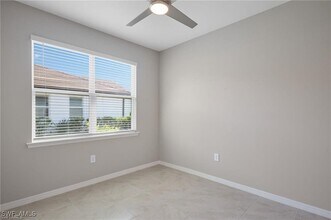 1149 S Town and River Dr in Ft. Myers, FL - Building Photo - Building Photo