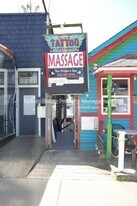 469 N 36th St in Seattle, WA - Building Photo