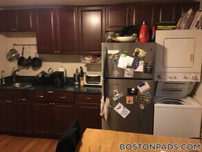 429 Franklin St in Cambridge, MA - Foto de edificio - Building Photo