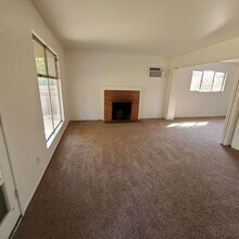 322 Lee Ave in Livermore, CA - Building Photo - Building Photo