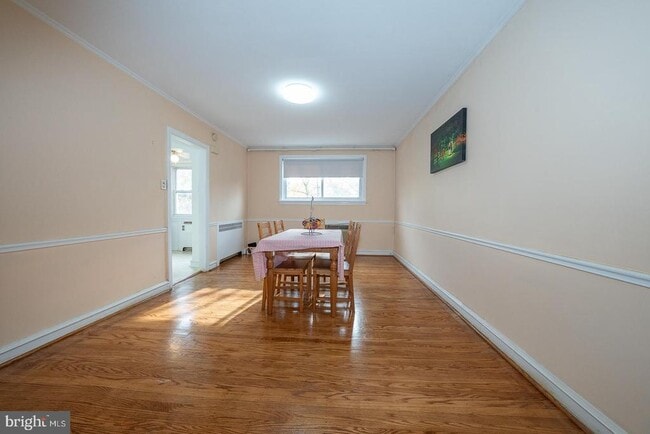 property at 232 Stoneway Ln