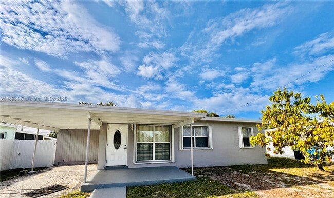 3501 SW 41st St in Hollywood, FL - Building Photo - Building Photo