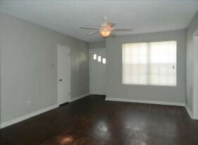 3166-3168 Belden St in Jacksonville, FL - Building Photo