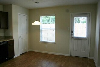918 Running Creek Court in Baytown, TX - Building Photo - Building Photo