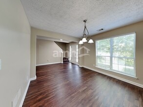 3800 Oak Park Dr in Suwanee, GA - Building Photo - Building Photo