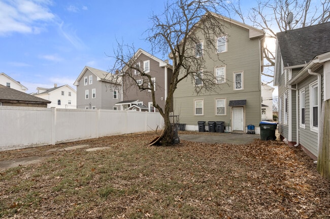 170 Allston St, Unit 1 in Providence, RI - Building Photo - Building Photo