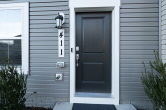 411 18th Ave in Ranson, WV - Building Photo - Building Photo