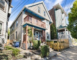 31 Cameron Ave, Unit 2 in Somerville, MA - Building Photo