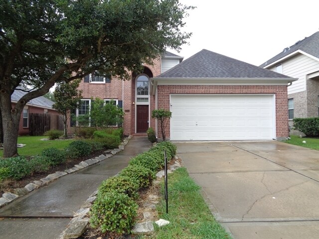 2903 Plum Lake Dr in Pearland, TX - Foto de edificio