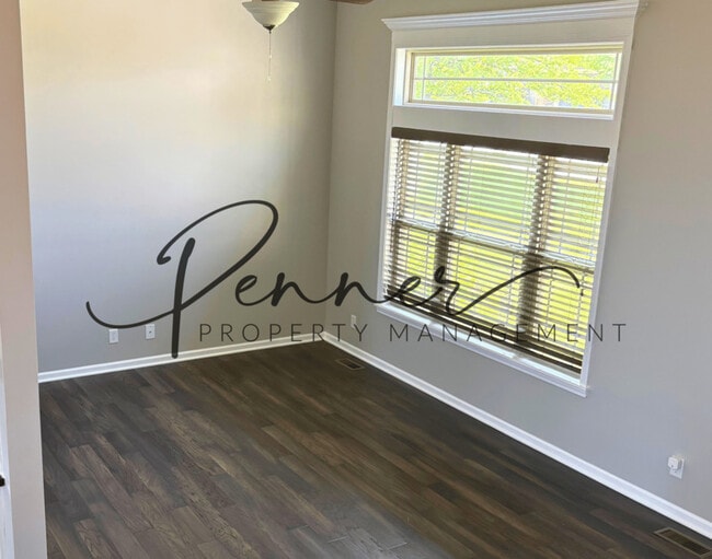 1206 Cooper Dr in Raymore, MO - Building Photo - Building Photo