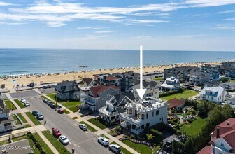 103 11th Ave in Belmar, NJ - Building Photo - Building Photo